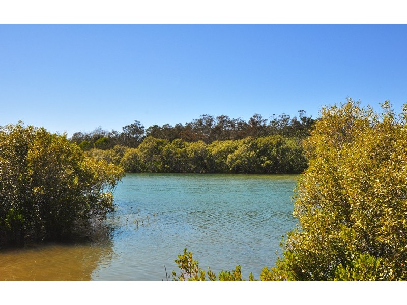 183 Overall Drive, Pottsville NSW 2489