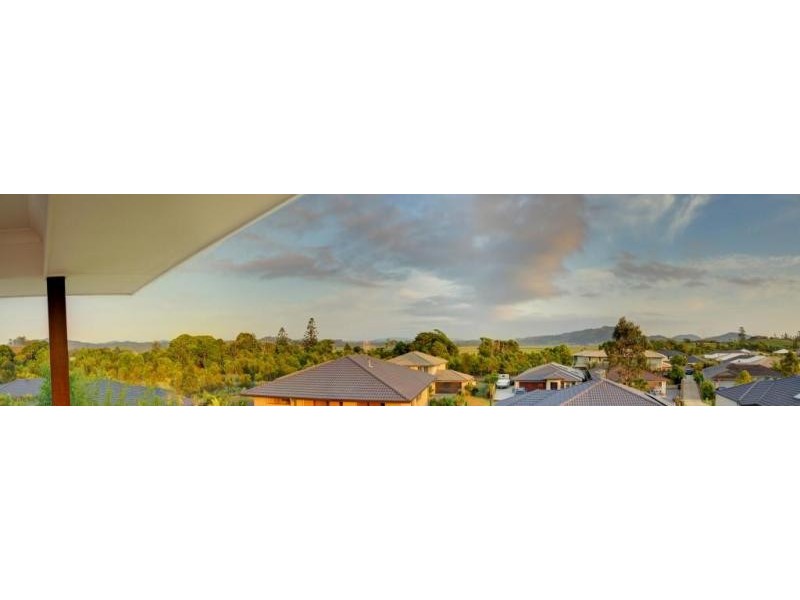 123 Newcastle Drive, Pottsville NSW 2489