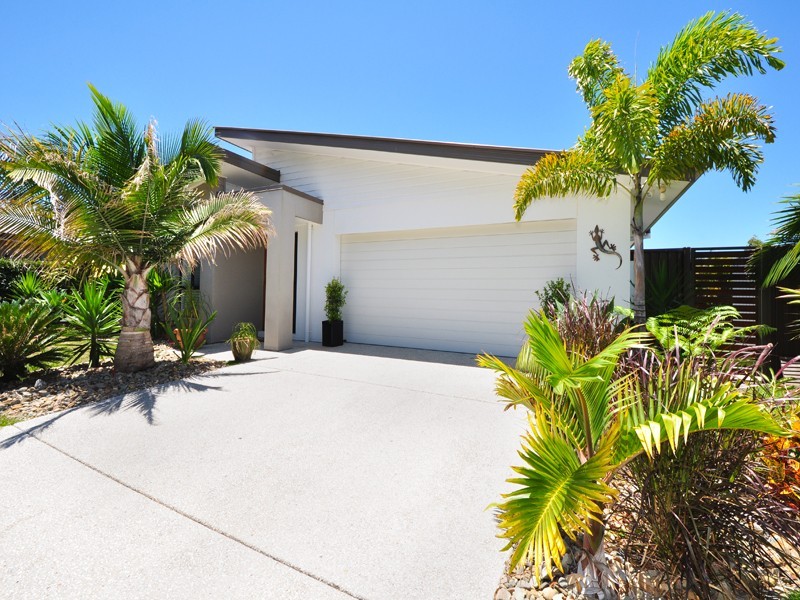 16 Sugar Glider Drive, Pottsville NSW 2489