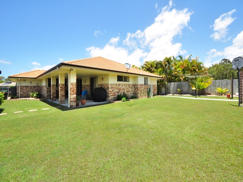 16 Border Crescent, Pottsville NSW 2489