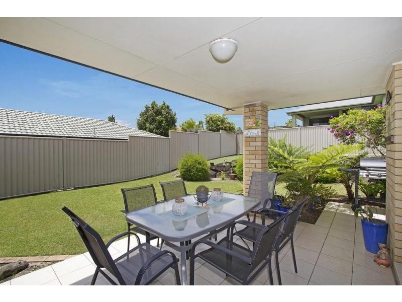 24 Mylestom Circle, Pottsville NSW 2489