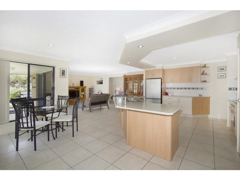 24 Mylestom Circle, Pottsville NSW 2489