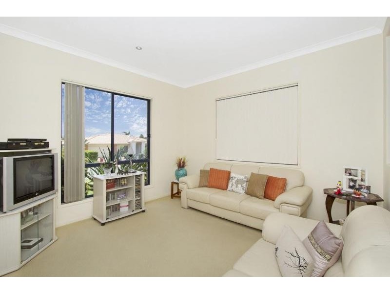 24 Mylestom Circle, Pottsville NSW 2489