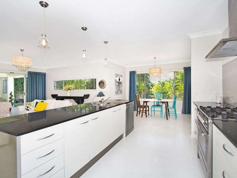 8 Camden Court, Pottsville NSW 2489