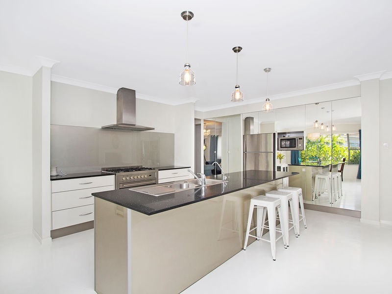 8 Camden Court, Pottsville NSW 2489