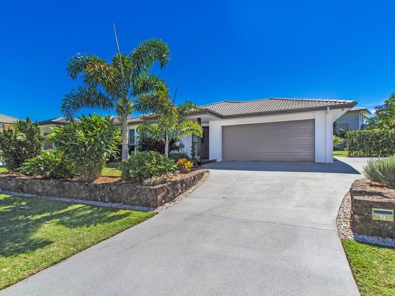 8 Camden Court, Pottsville NSW 2489