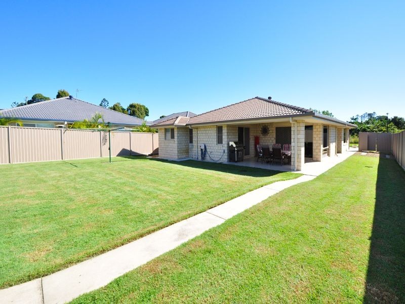 66 Newcastle Drive, Pottsville NSW 2489