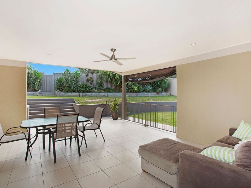 6 Kiama Street, Pottsville NSW 2489