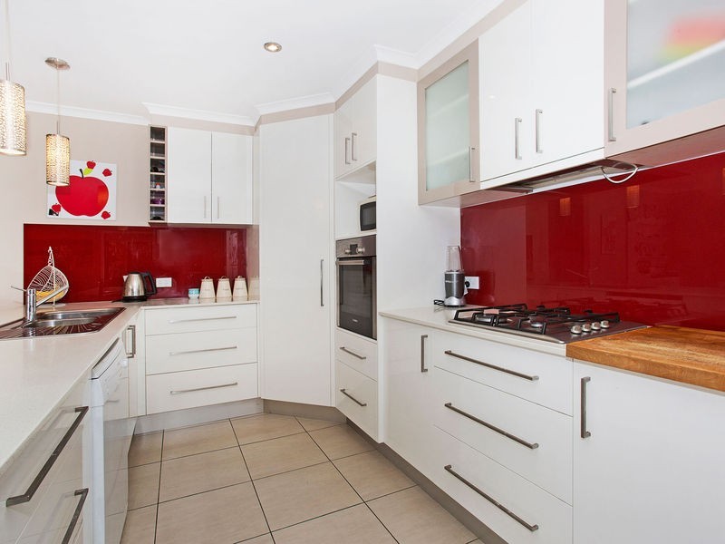 6 Kiama Street, Pottsville NSW 2489