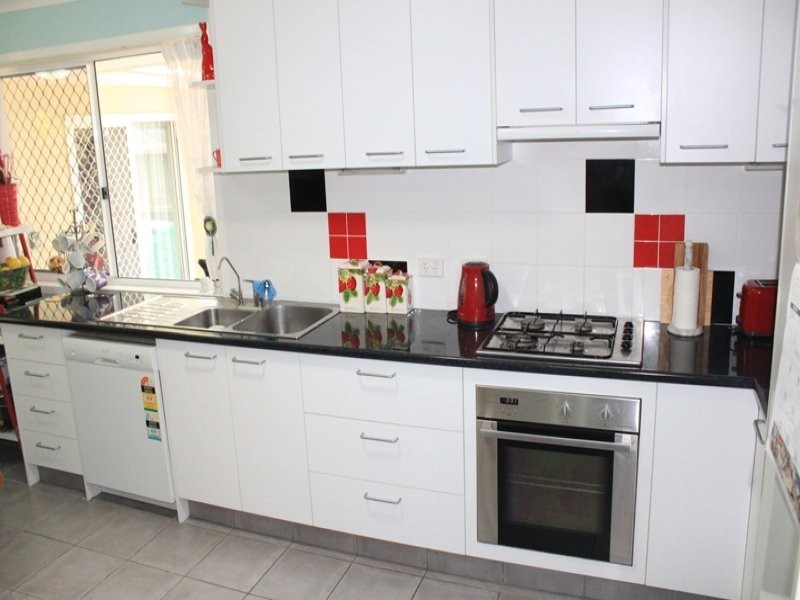 24 Buckingham Drive, Pottsville NSW 2489