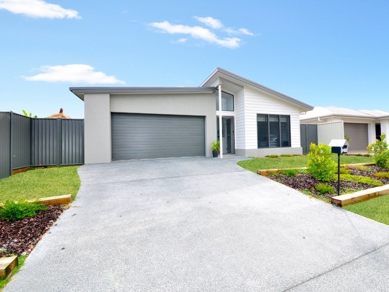 194 Overall Drive, Pottsville NSW 2489