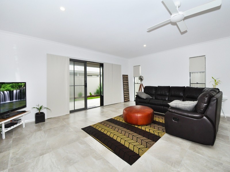 194 Overall Drive, Pottsville NSW 2489