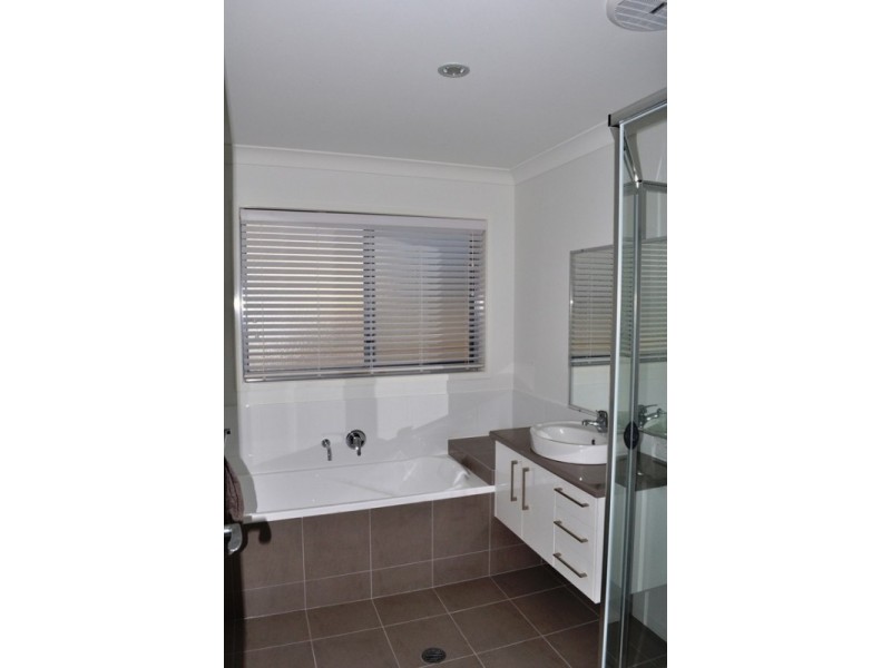 2/23 Kellehers Road, Pottsville NSW 2489