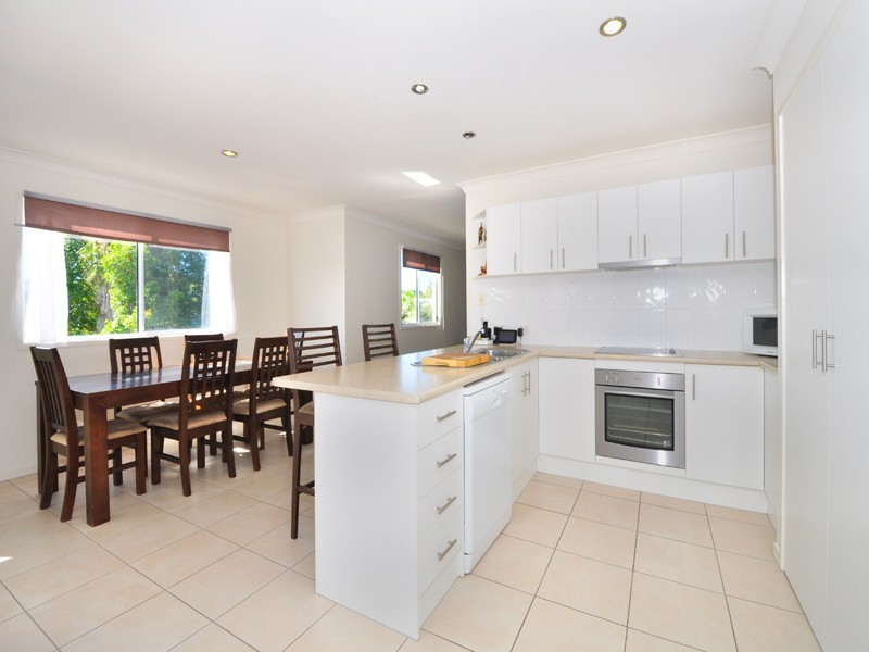 6 Euodia Avenue, Pottsville NSW 2489