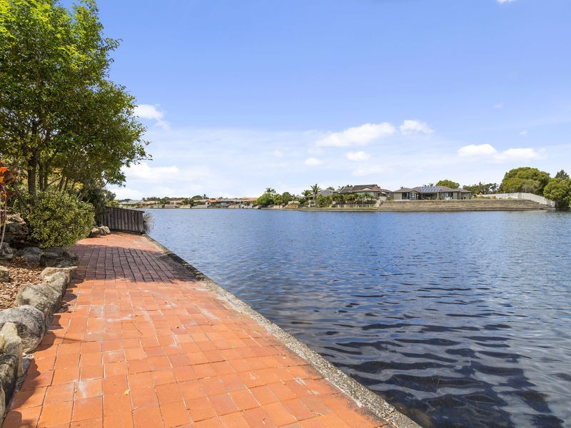 43 Andrew Avenue, Pottsville NSW 2489