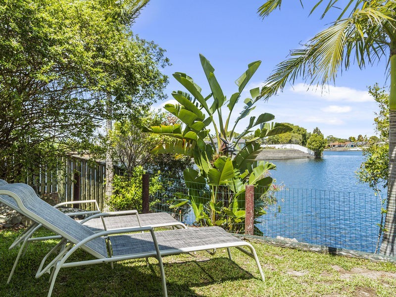 43 Andrew Avenue, Pottsville NSW 2489