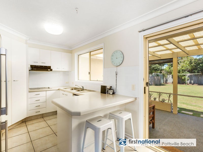 22 Edward Ave, Pottsville NSW 2489
