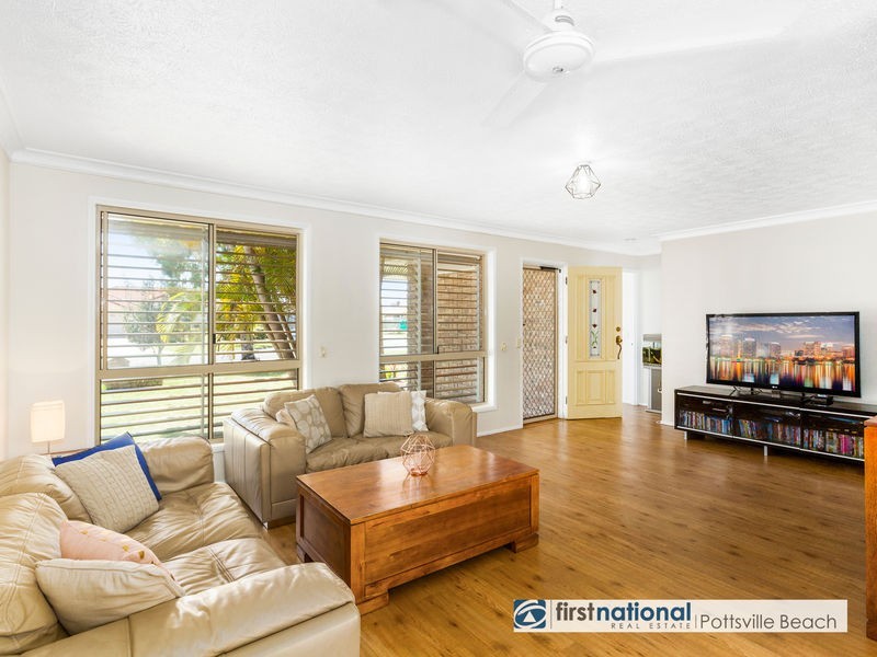 22 Edward Ave, Pottsville NSW 2489