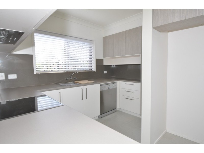 1/9 Elizabeth, Pottsville NSW 2489