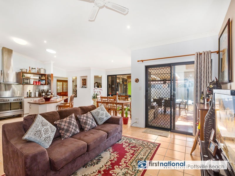 19 Taylor Drive, Pottsville NSW 2489