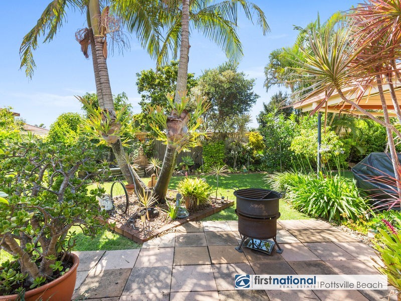 19 Taylor Drive, Pottsville NSW 2489