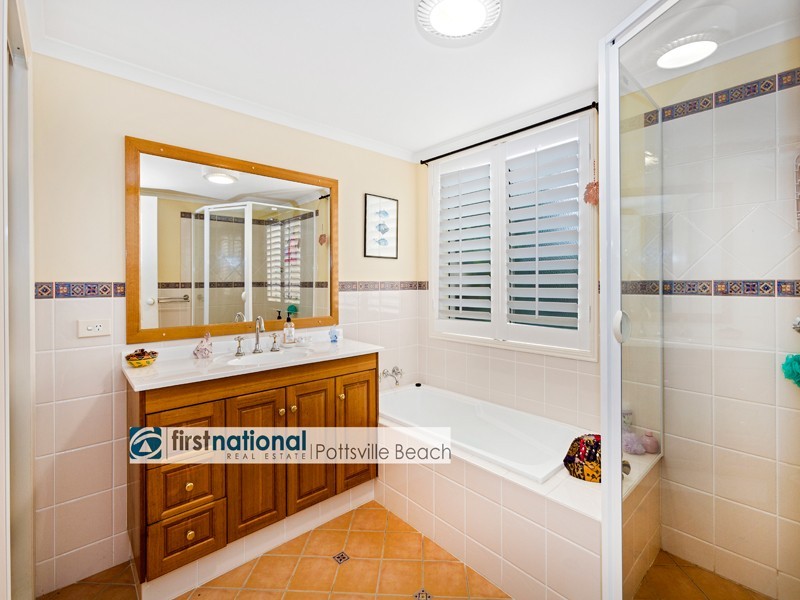 4 Bottlebrush Drive, Pottsville NSW 2489