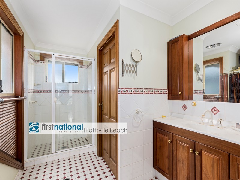 4 Bottlebrush Drive, Pottsville NSW 2489