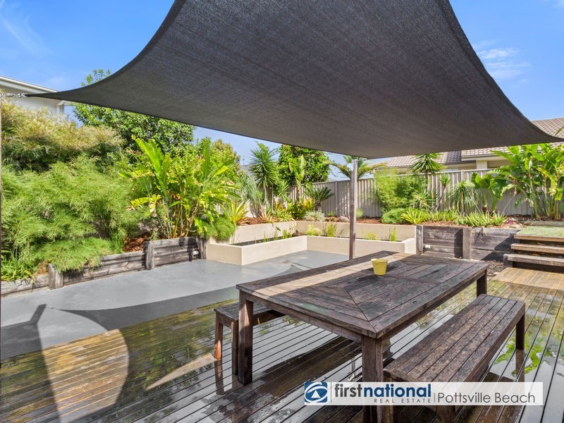 8 Newcastle Drive, Pottsville NSW 2489