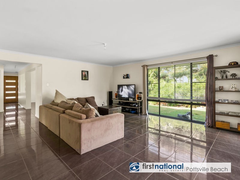 8 Newcastle Drive, Pottsville NSW 2489