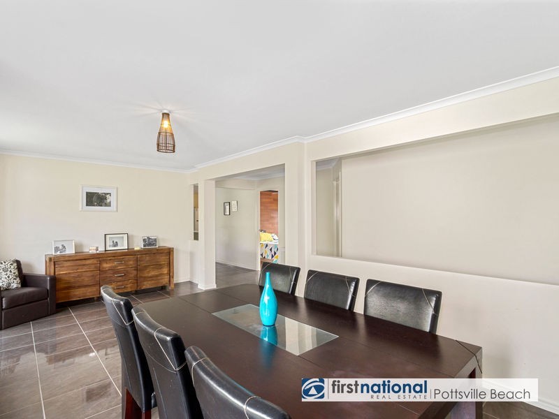 8 Newcastle Drive, Pottsville NSW 2489