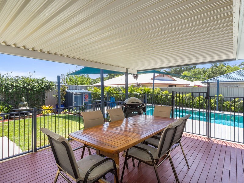 27 Suffolk Parade, Pottsville NSW 2489