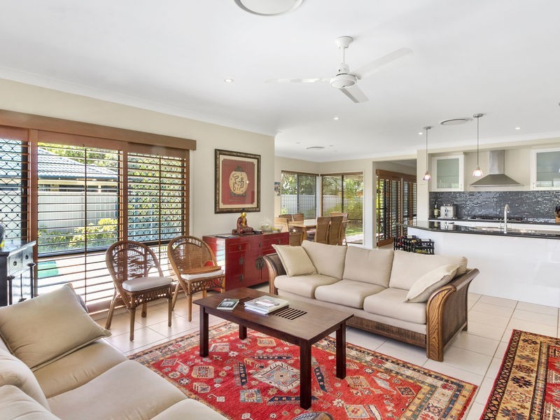 27 Suffolk Parade, Pottsville NSW 2489