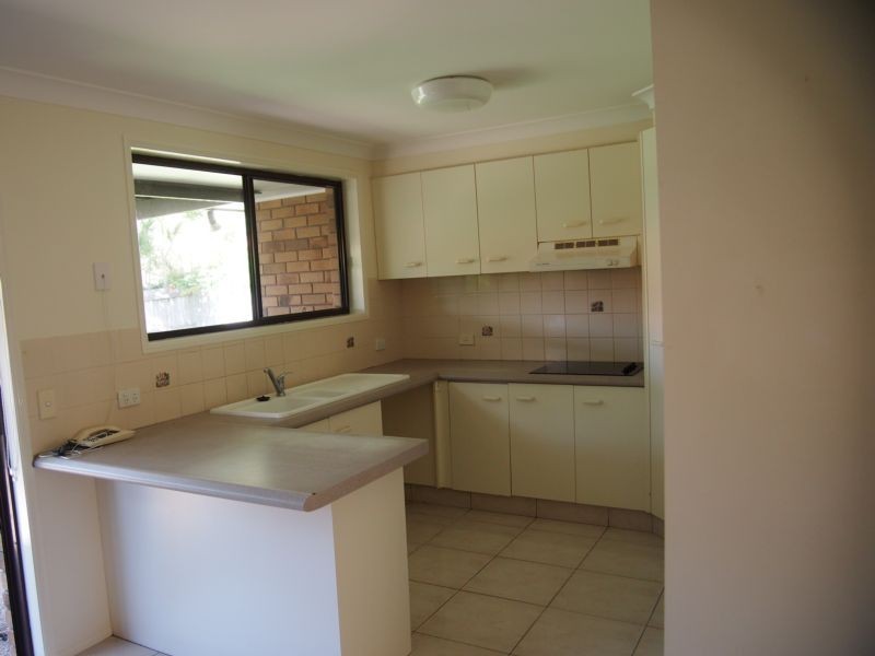 2/10 Edward Avenue, Pottsville NSW 2489