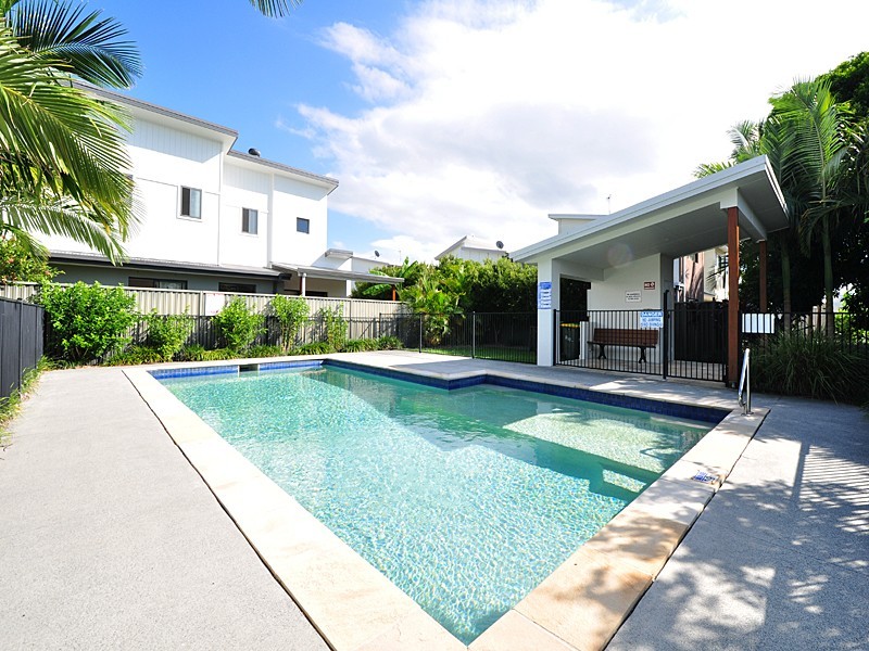 17/42-58 Ballina Street (entry on Seabreeze Boulevard), Pottsville NSW 2489