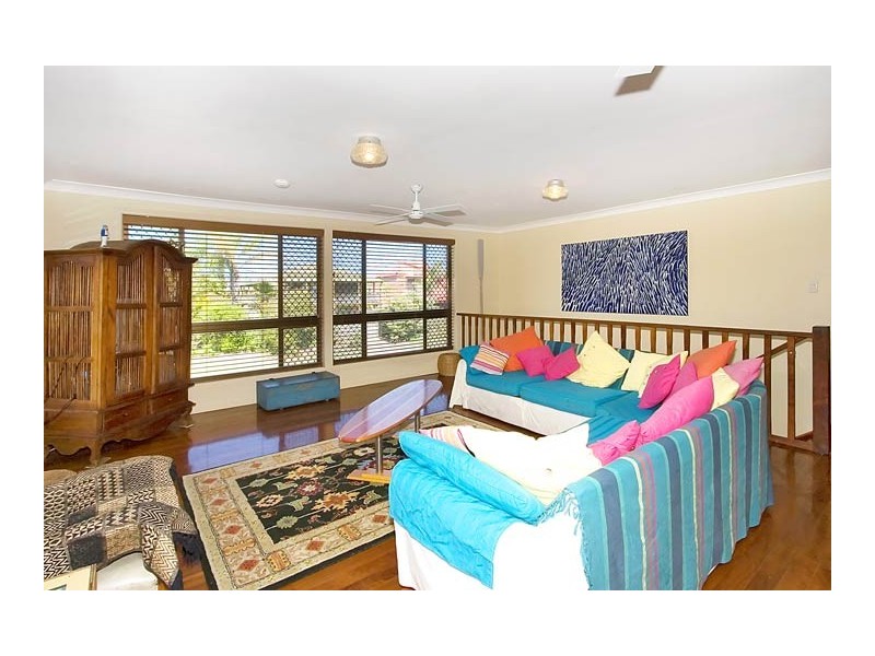 6 Surfside Crescent, Pottsville NSW 2489