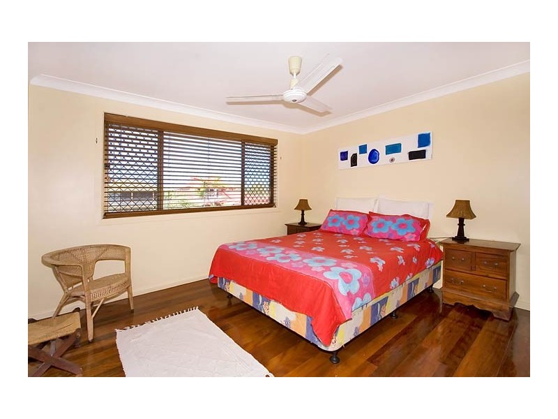 6 Surfside Crescent, Pottsville NSW 2489