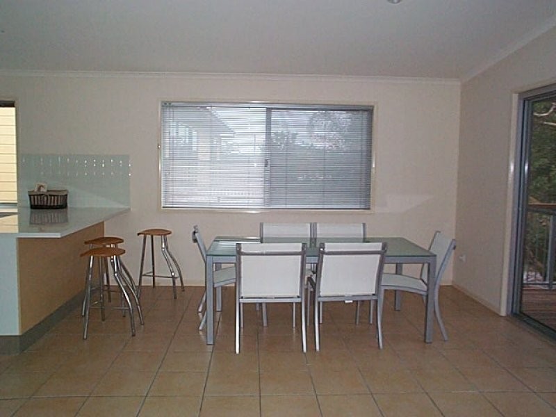 11 Elfran Avenue, Pottsville NSW 2489