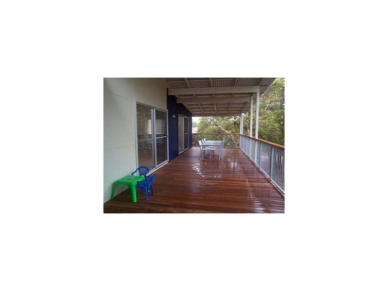 11 Elfran Avenue, Pottsville NSW 2489