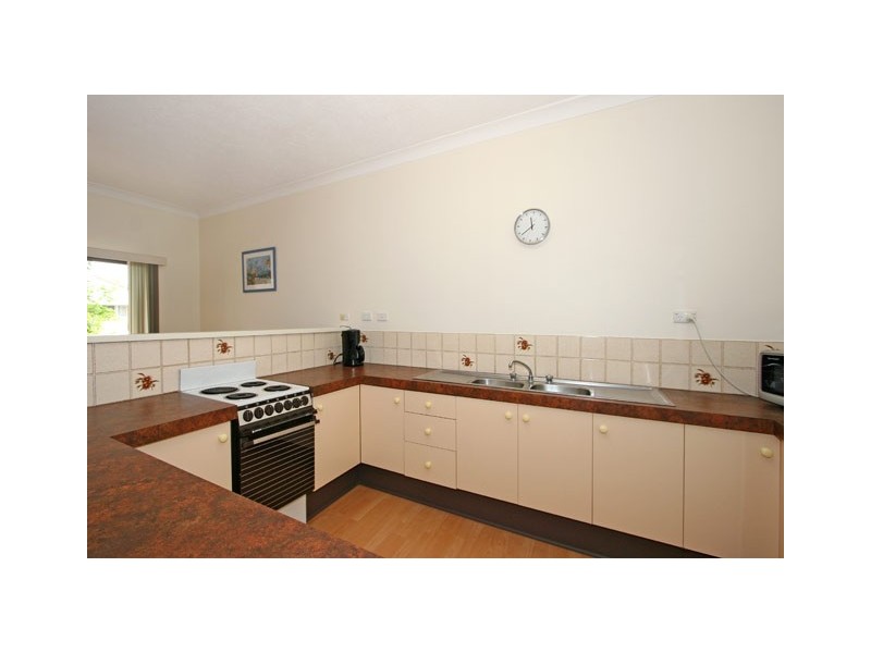 2/76-78 Coast Road, Pottsville NSW 2489