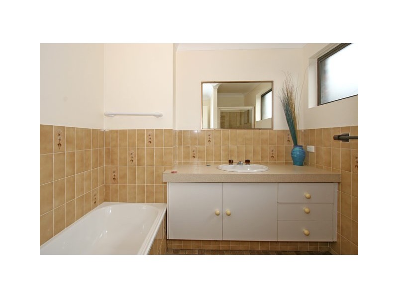 2/76-78 Coast Road, Pottsville NSW 2489