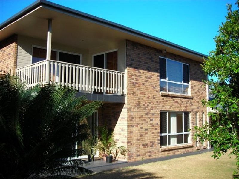 4 Elfran Avenue, Pottsville NSW 2489