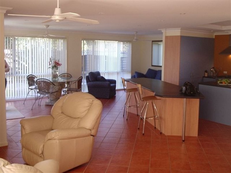 4 Elfran Avenue, Pottsville NSW 2489