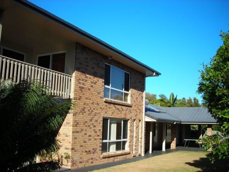 4 Elfran Avenue, Pottsville NSW 2489