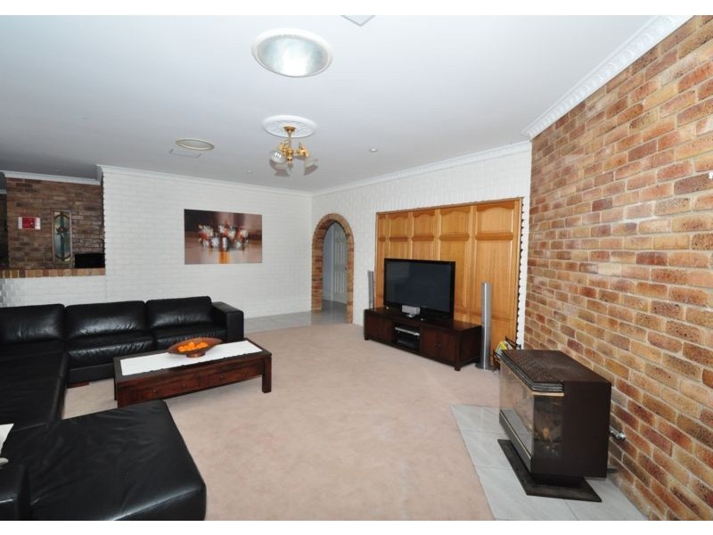 8 Monash Place, Pottsville NSW 2489