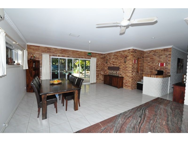 8 Monash Place, Pottsville NSW 2489