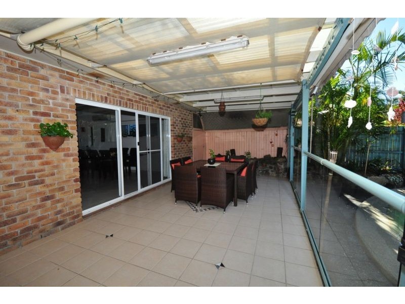 8 Monash Place, Pottsville NSW 2489