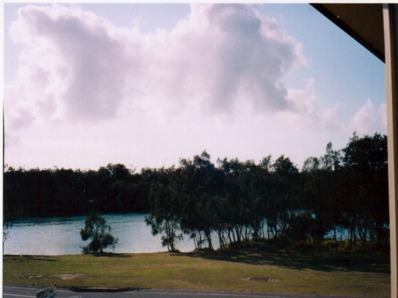 3/6 Overall Drive, Pottsville Beach NSW 2489