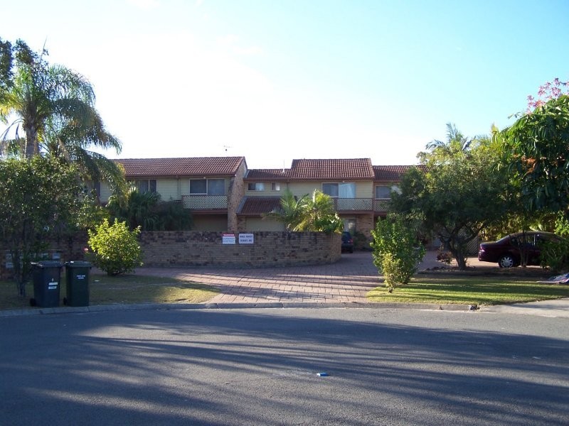 2/1 Mount Batten Court, Pottsville NSW 2489