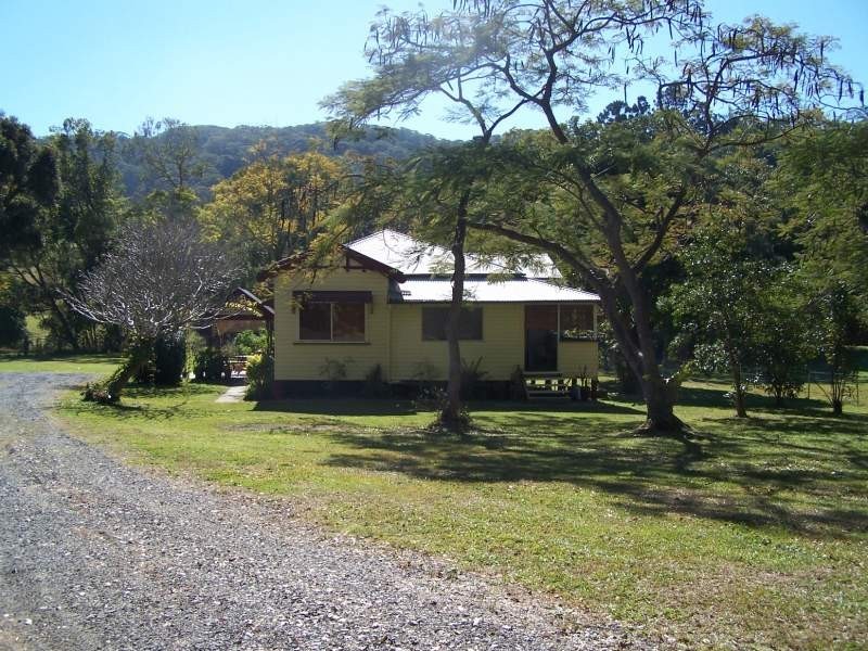 130 Sleepy Hollow Road, Sleepy Hollow NSW 2483
