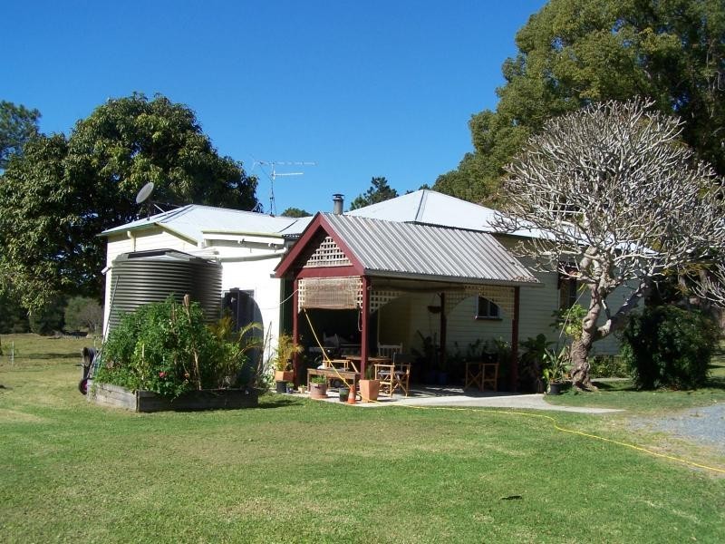 130 Sleepy Hollow Road, Sleepy Hollow NSW 2483